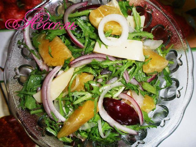 Фото к рецепту: Салат пикантелла с луком и апельсинами