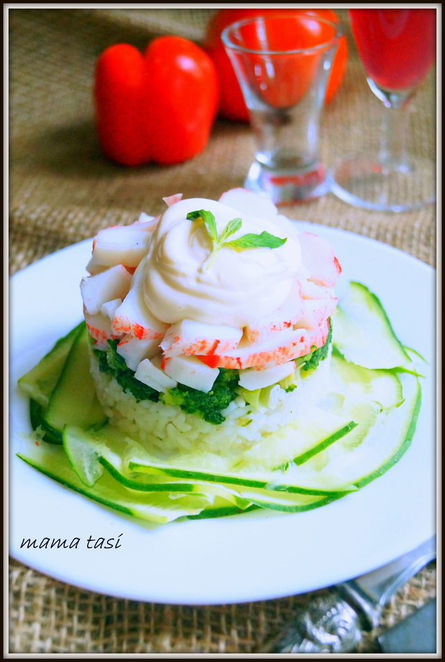 Фото к рецепту: Салат с рисом и брокколи