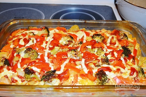 Красная рыба с овощами в духовке - фото шаг 12