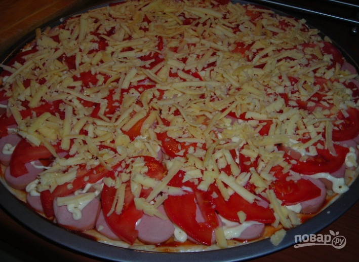Пицца с сосисками и сыром - фото шаг 6