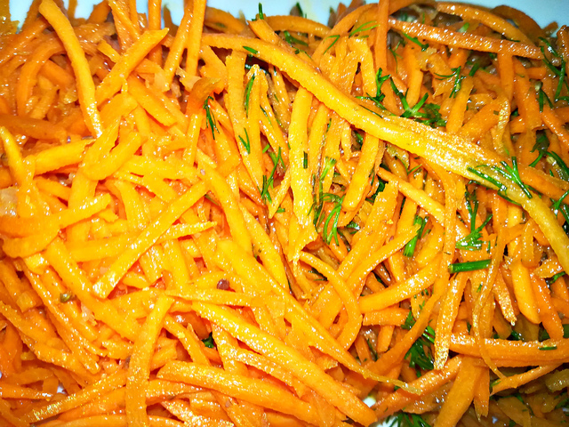 Фото к рецепту: Корейская морковка 