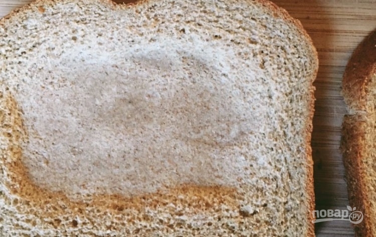 Яичница с хлебом (в духовке) - фото шаг 1
