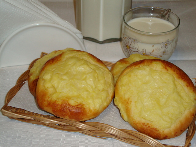 Фото к рецепту: Шаньги сибирские с картофелем