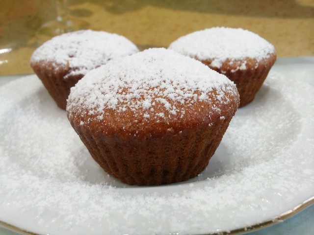 Фото к рецепту: Вкуснейшие медовые кексы !!!самый легкий и вкусный рецепт.постный медовый кекс.lean cupcake.muffins