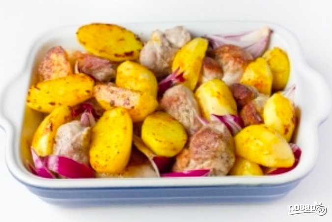 Картофель со свининой по-домашнему - фото шаг 5