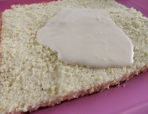 Бисквитный торт со сметанным кремом - фото шаг 9