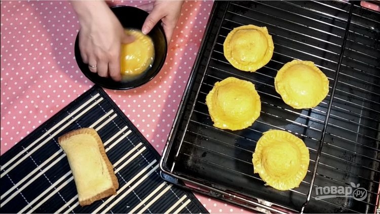 Лентяйские пирожки из хлеба - фото шаг 7
