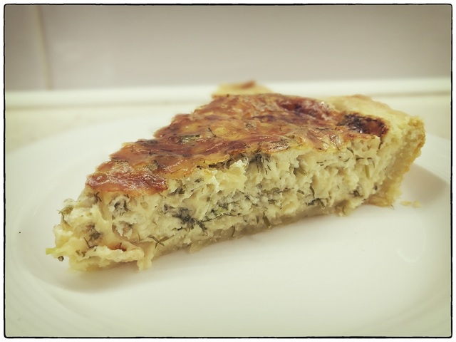 Фото к рецепту: Сырный пирог с зеленью - вкуснейший пирог с сыром и зеленью