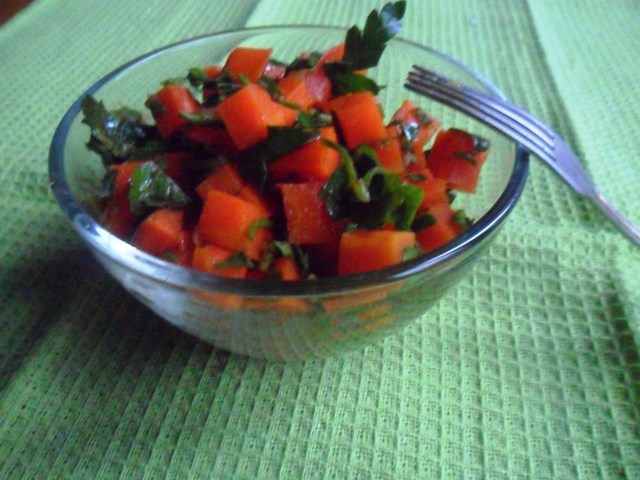 Фото к рецепту: Арабский морковный салат (фм)