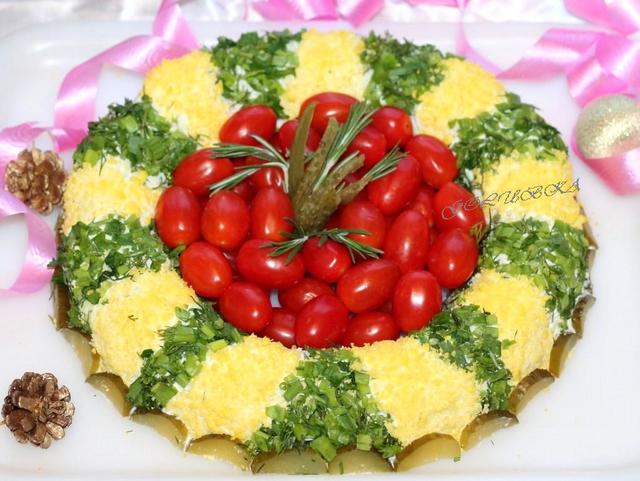 Фото к рецепту: Салат из зеленого горошка с тунцом и рисом 