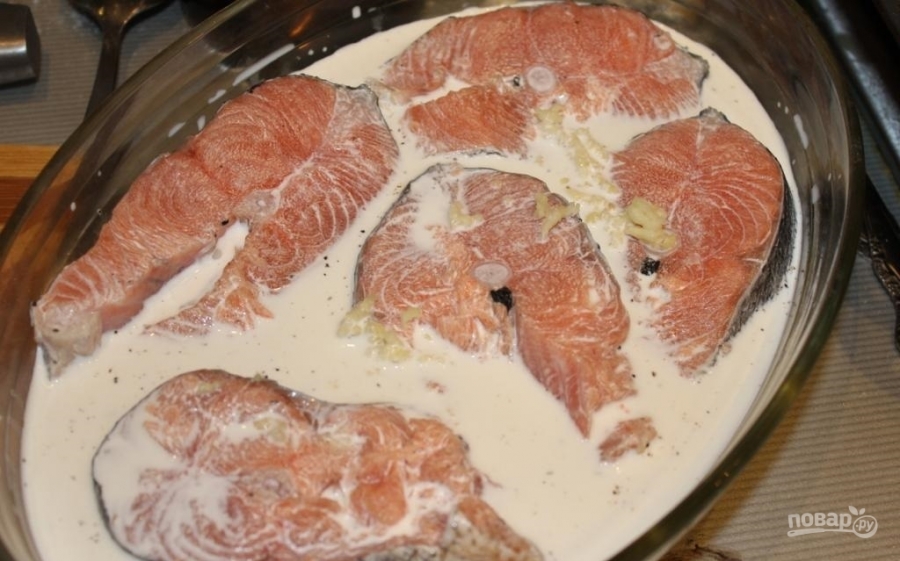 Рыба под сливочным соусом в духовке - фото шаг 2