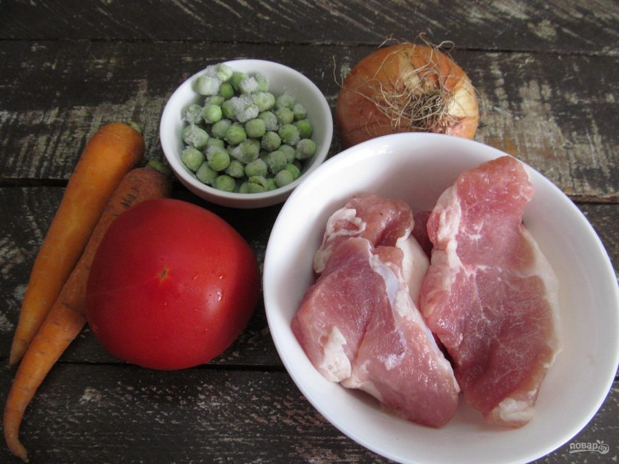 Мясо, тушеное в томатном соусе (Spеzzatino al pomodoro) - фото шаг 1