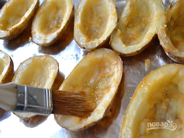 Картофель с беконом и сыром в духовке - фото шаг 7