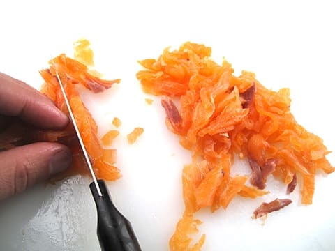 Закуска из краба и копченого лосося - фото шаг 2
