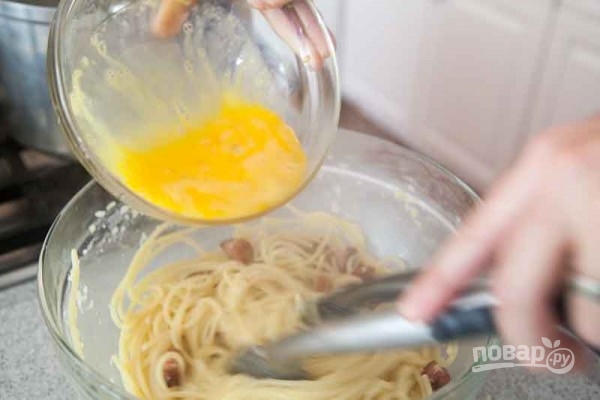 Спагетти "Карбонара" с беконом - фото шаг 3