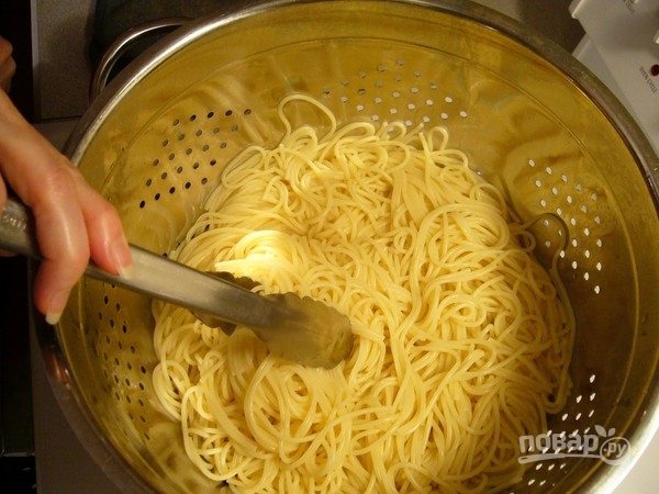 Спагетти со свининой в томатном соусе - фото шаг 7