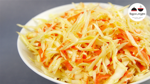 Фото к рецепту: Секреты вкусного салата из капусты как в столовой