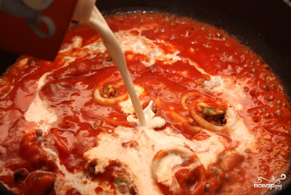 Паста с морепродуктами в томатном соусе - фото шаг 4