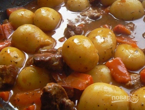 Рецепт жаркого из свинины с картошкой - фото шаг 7