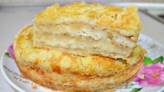 Фото к рецепту: Насыпной яблочный пирог - просто и безумно вкусно!