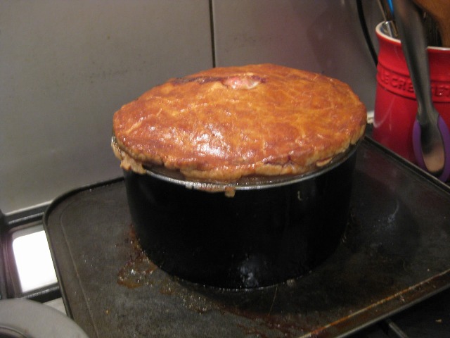 Английский пирог с мясом - фото шаг 9