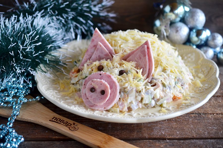 Новогодний салат "Свинка" - фото шаг 8