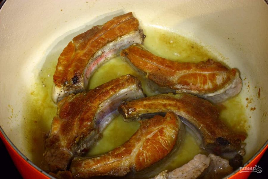 Свиные ребра в соусе с оливками - фото шаг 4
