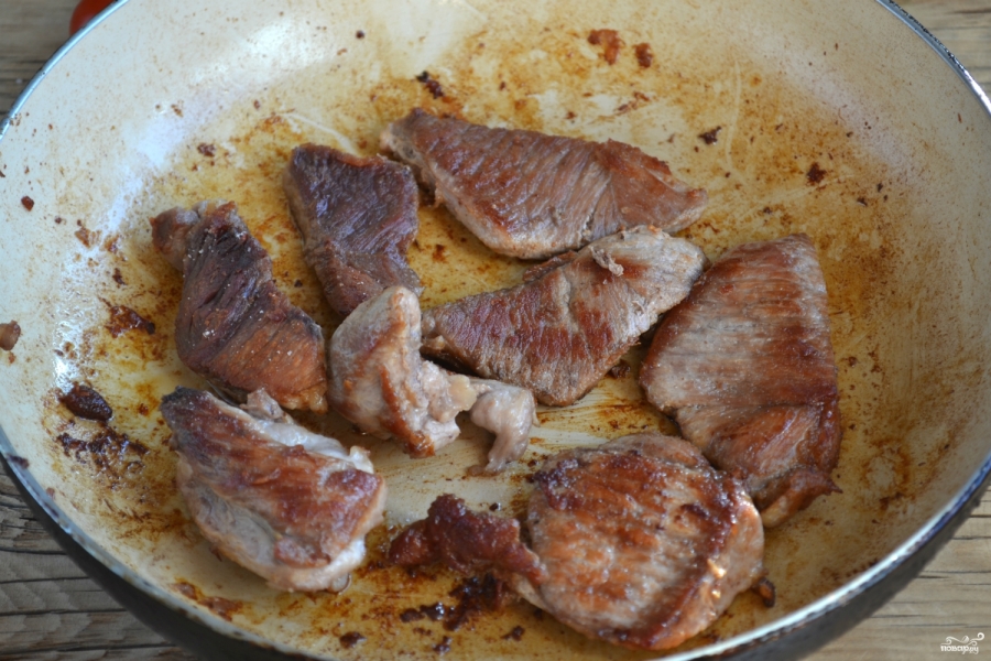 Мясо под грибным соусом - фото шаг 5