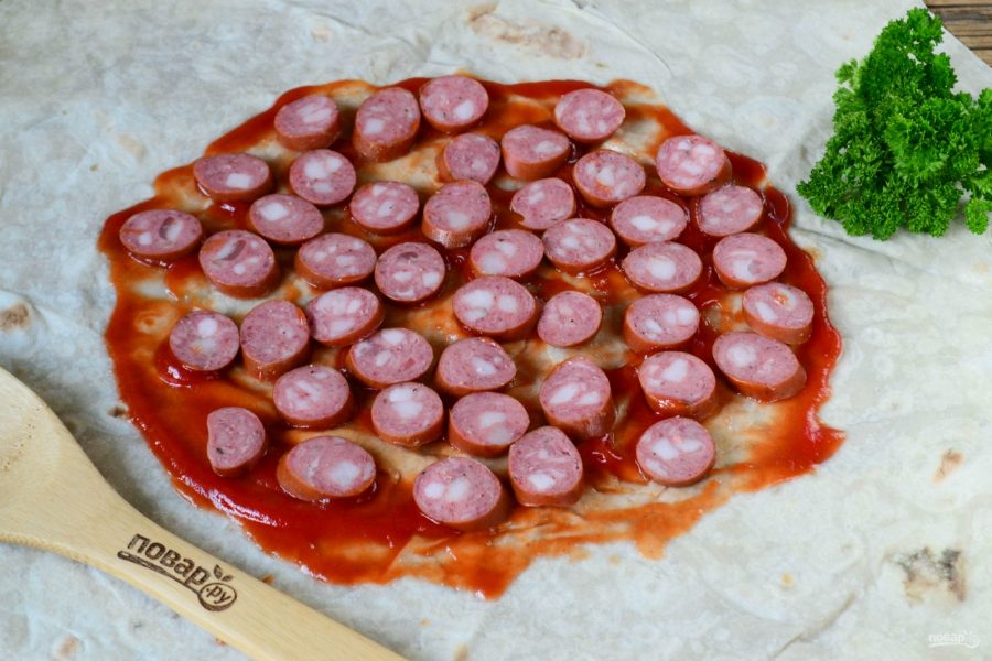Пицца в лаваше на сковороде - фото шаг 3