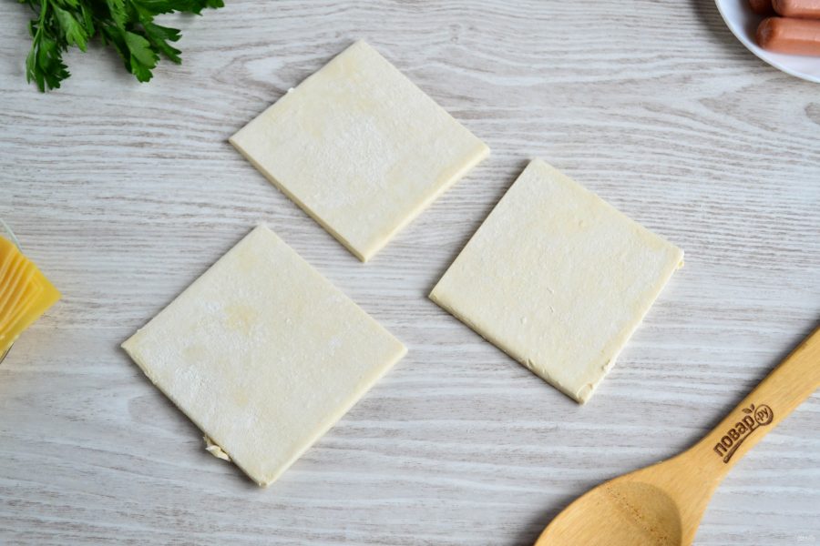 Сосиски с сыром в тесте - фото шаг 2