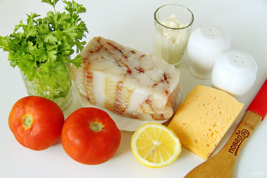 Минтай с сыром и помидорами в духовке - фото шаг 1