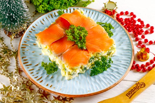 Салат с лососем на Новый год