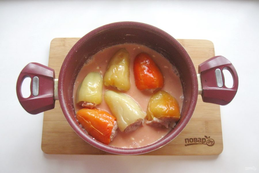 Фаршированные перцы в томатно-сметанном соусе - фото шаг 8