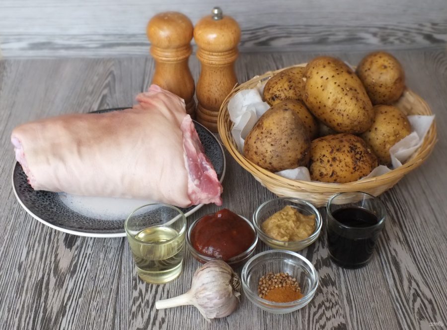 Рулька с картошкой в духовке - фото шаг 1