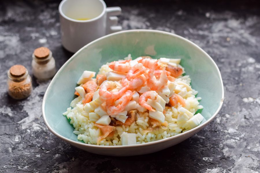 Салат с рисом и морепродуктами - фото шаг 5