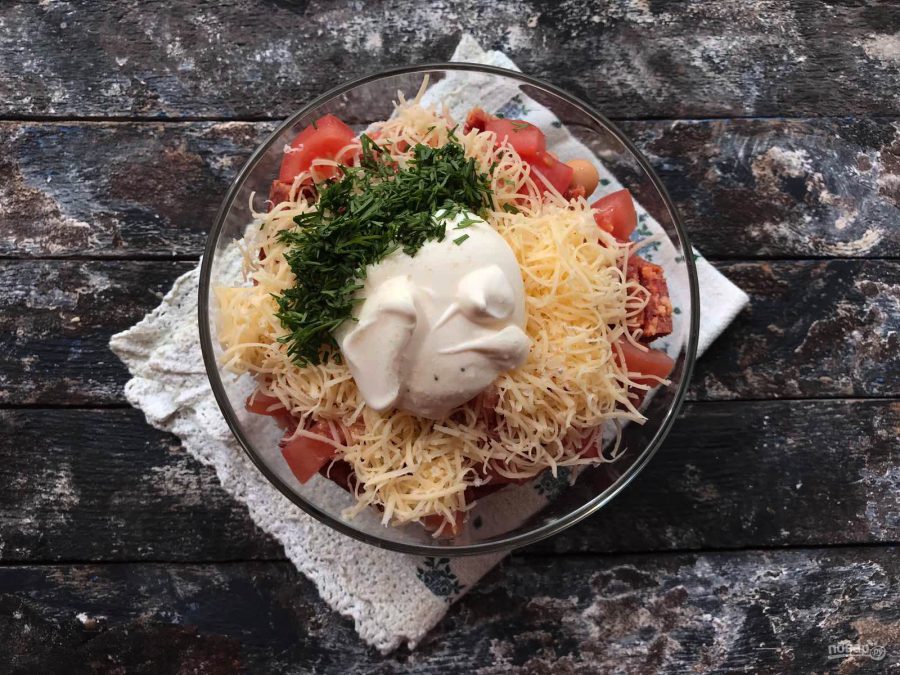 Салат с фасолью и копченой колбасой - фото шаг 6