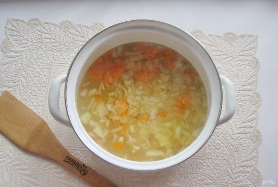 Рисовый суп с тушенкой - фото шаг 4
