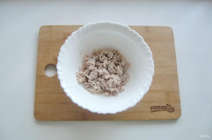 Мясной салат с маринованным луком - фото шаг 5