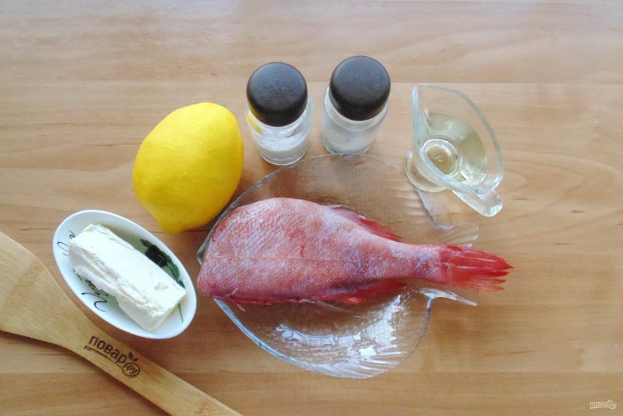 Морской окунь в духовке с лимоном - фото шаг 1