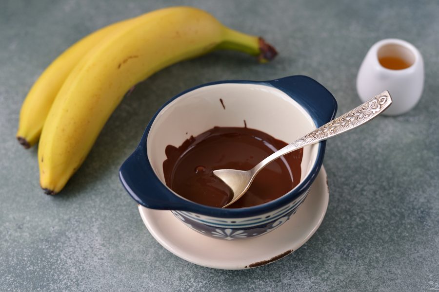 Жареные бананы в шоколаде - фото шаг 3