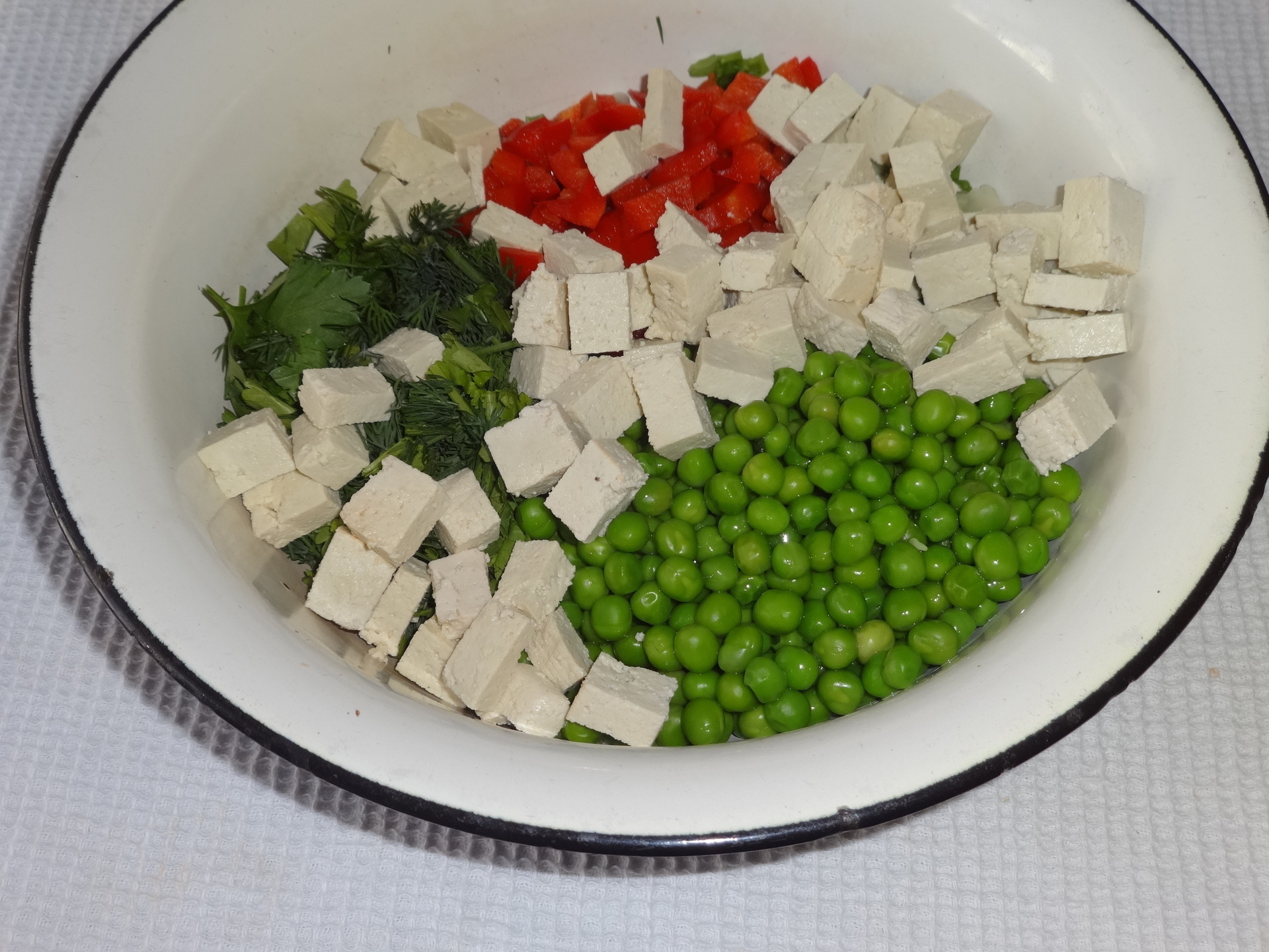 Овощной салат с тофу и креветками #постныйстол: шаг 9