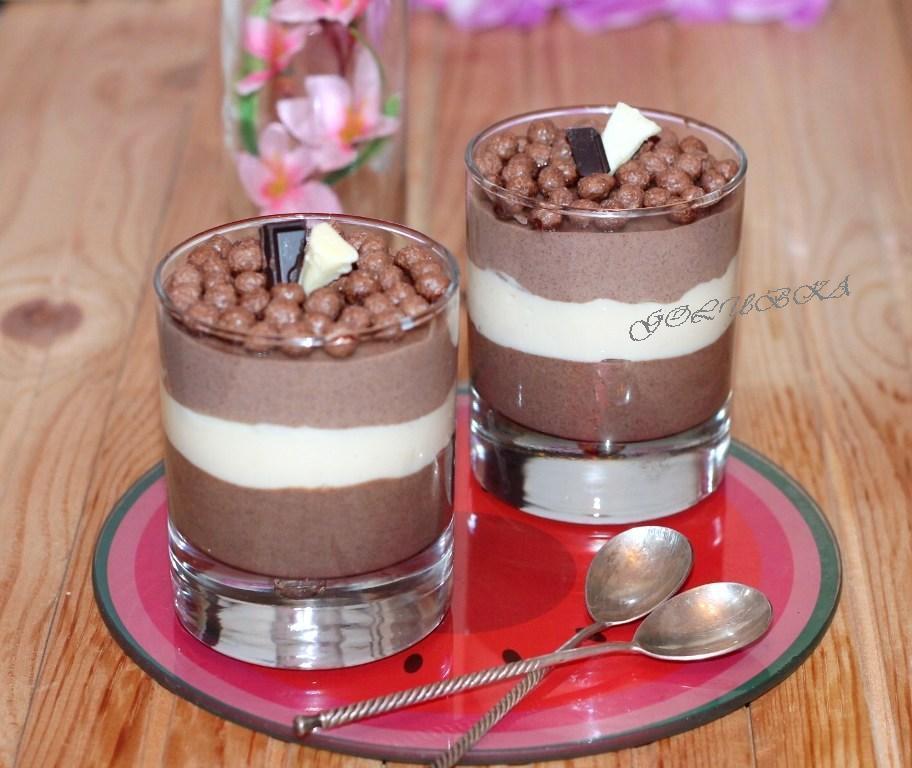 Фото к рецепту: Шоколадно-молочный пудинг с хрустящими шариками