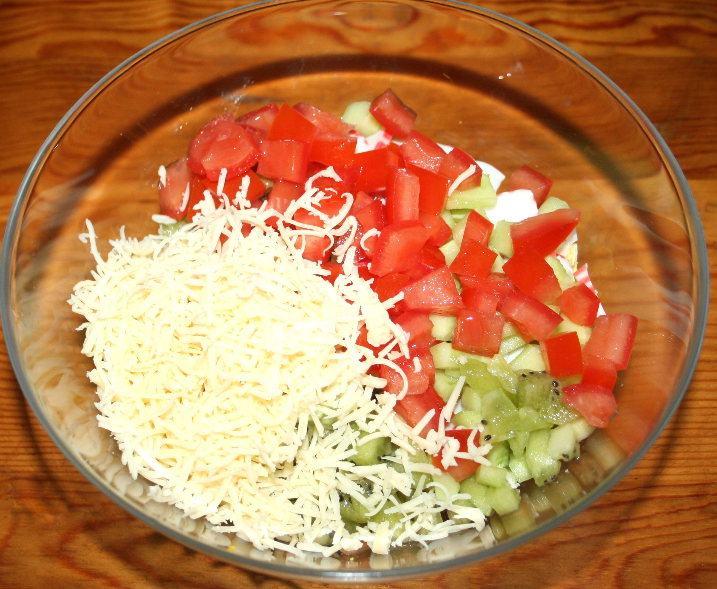 Фруктово-овощной салат с крабовыми палочками в банке #махеевънаприроде: шаг 6