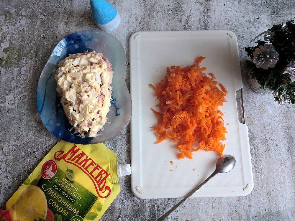 Салат "махеевъская морковка для кролика": шаг 3