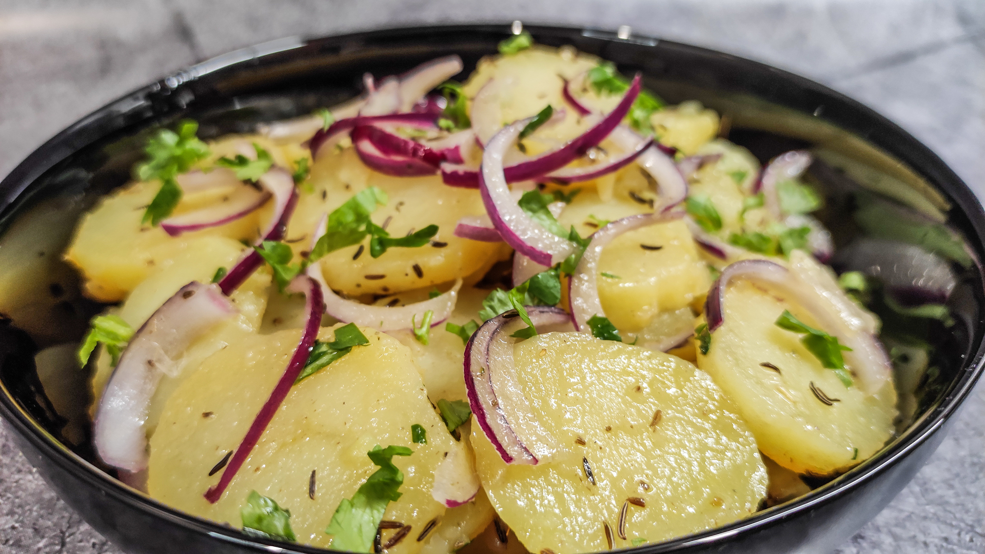 Фото к рецепту: Картофельный салат, постный рецепт