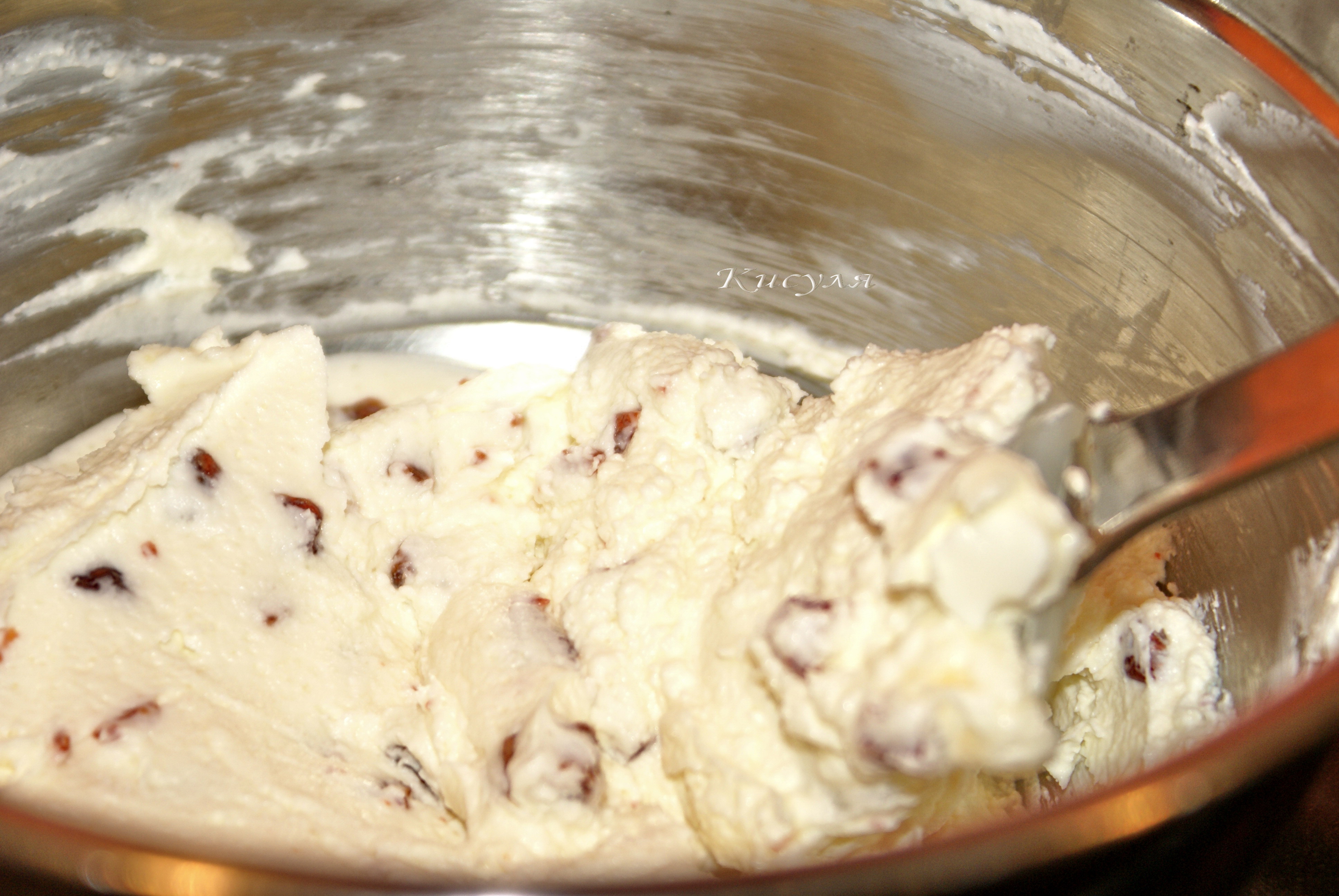 Брауни со сливочным сыром, орехами и вяленой вишней: шаг 8