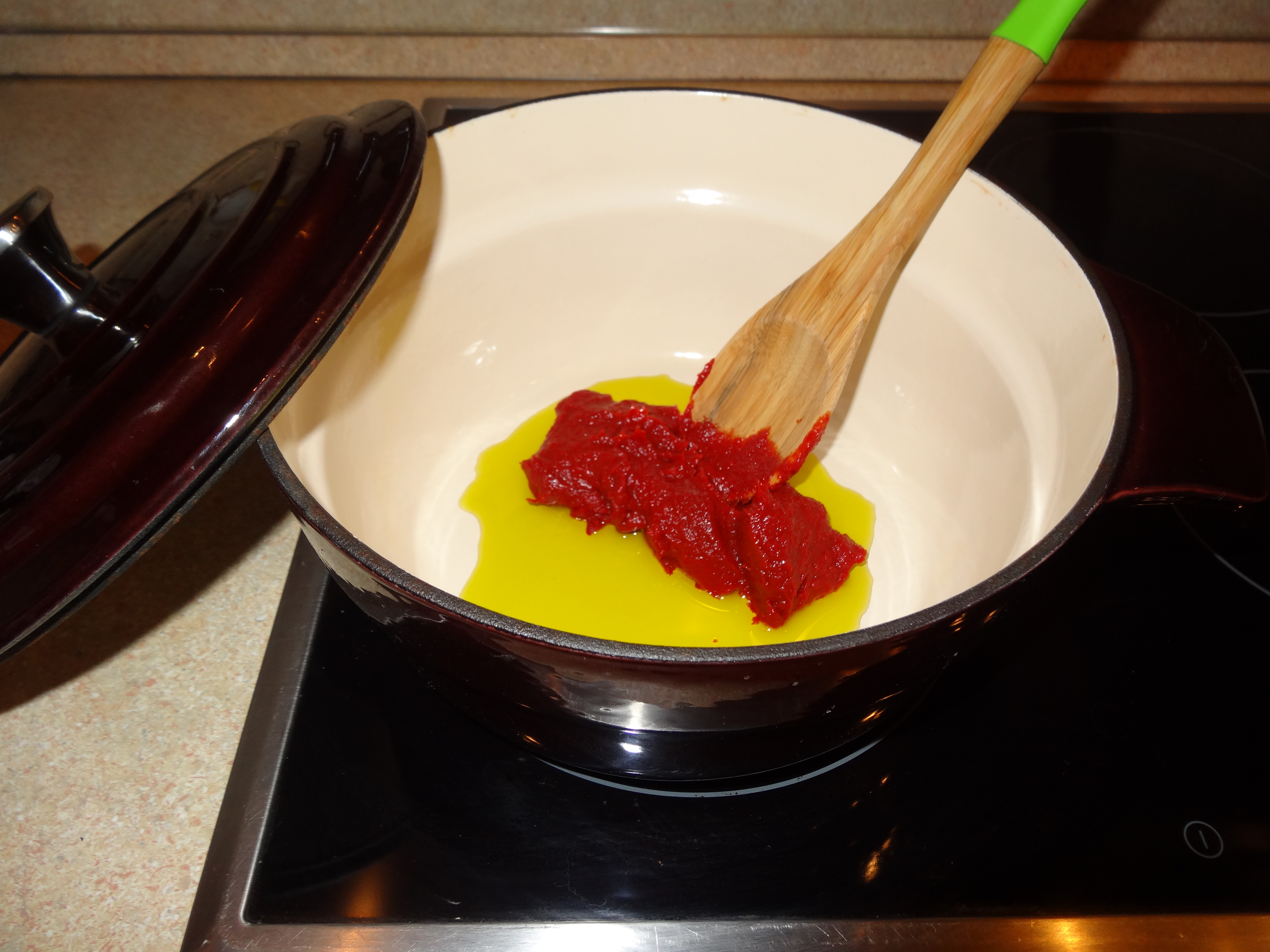 Перец фаршированный в томатном соусе: шаг 5