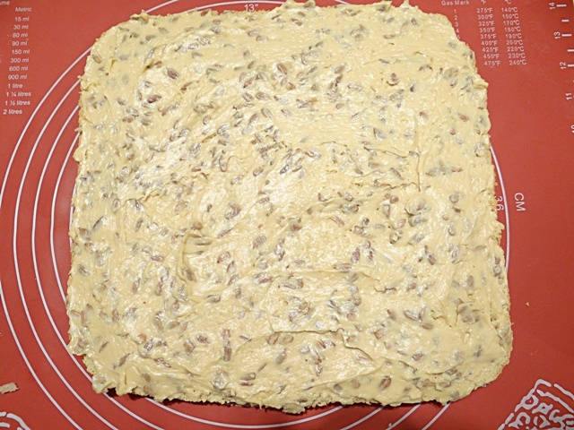 Бисквитный торт с семенами подсолнуха: шаг 18