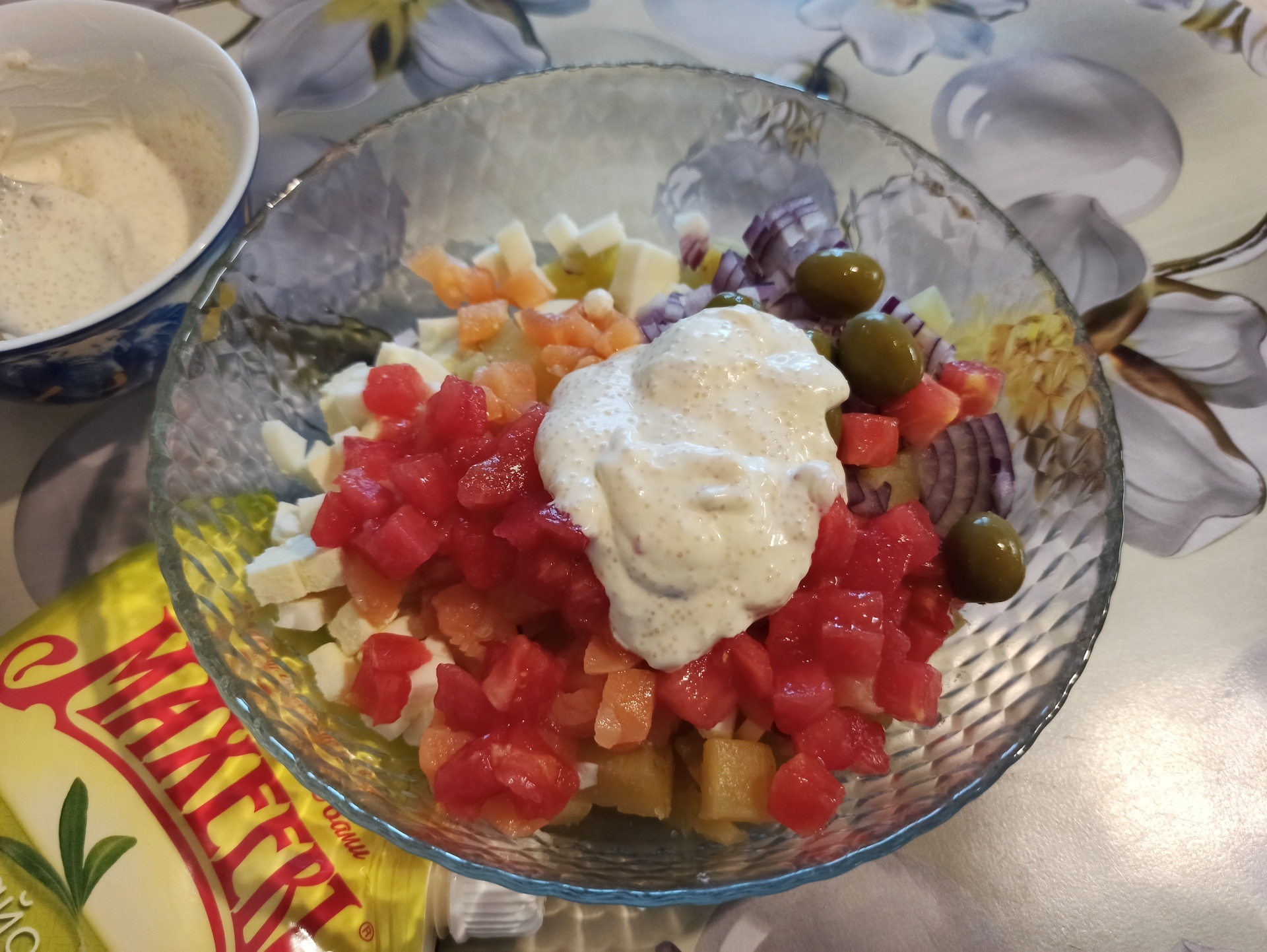Салат с семгой и икорным соусом #махеевъ: шаг 7