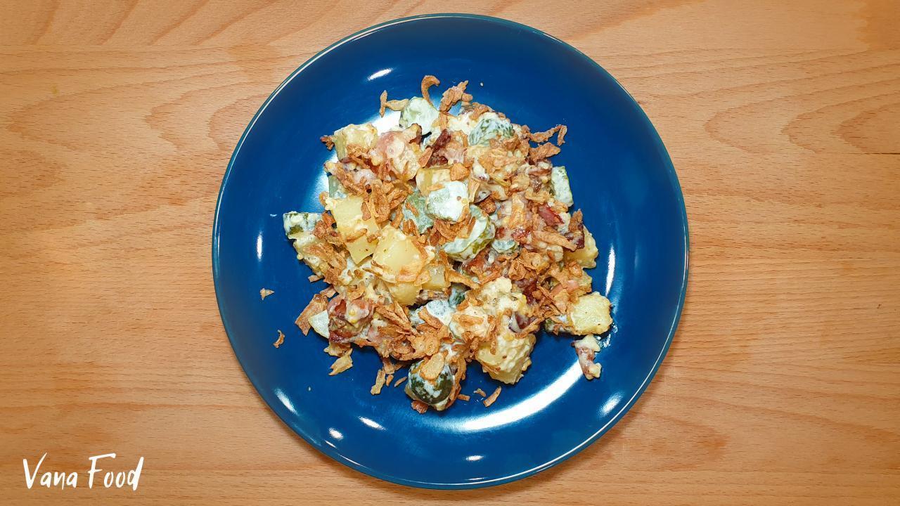 Фото к рецепту: Мужской салат/картофельный салат с солеными огурцами